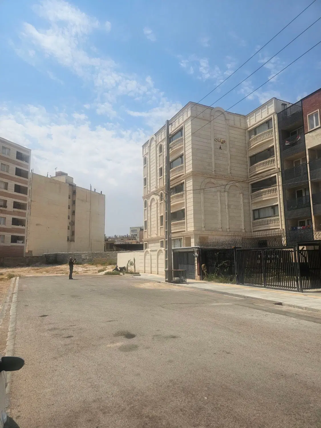 فروش آپارتمان ۱۵۰ متری ۳خوابه  واقع در زاگرس شرقی