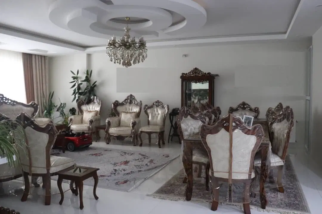 آپارتمان ۲۱۳ متر بلوار حکیم پونک