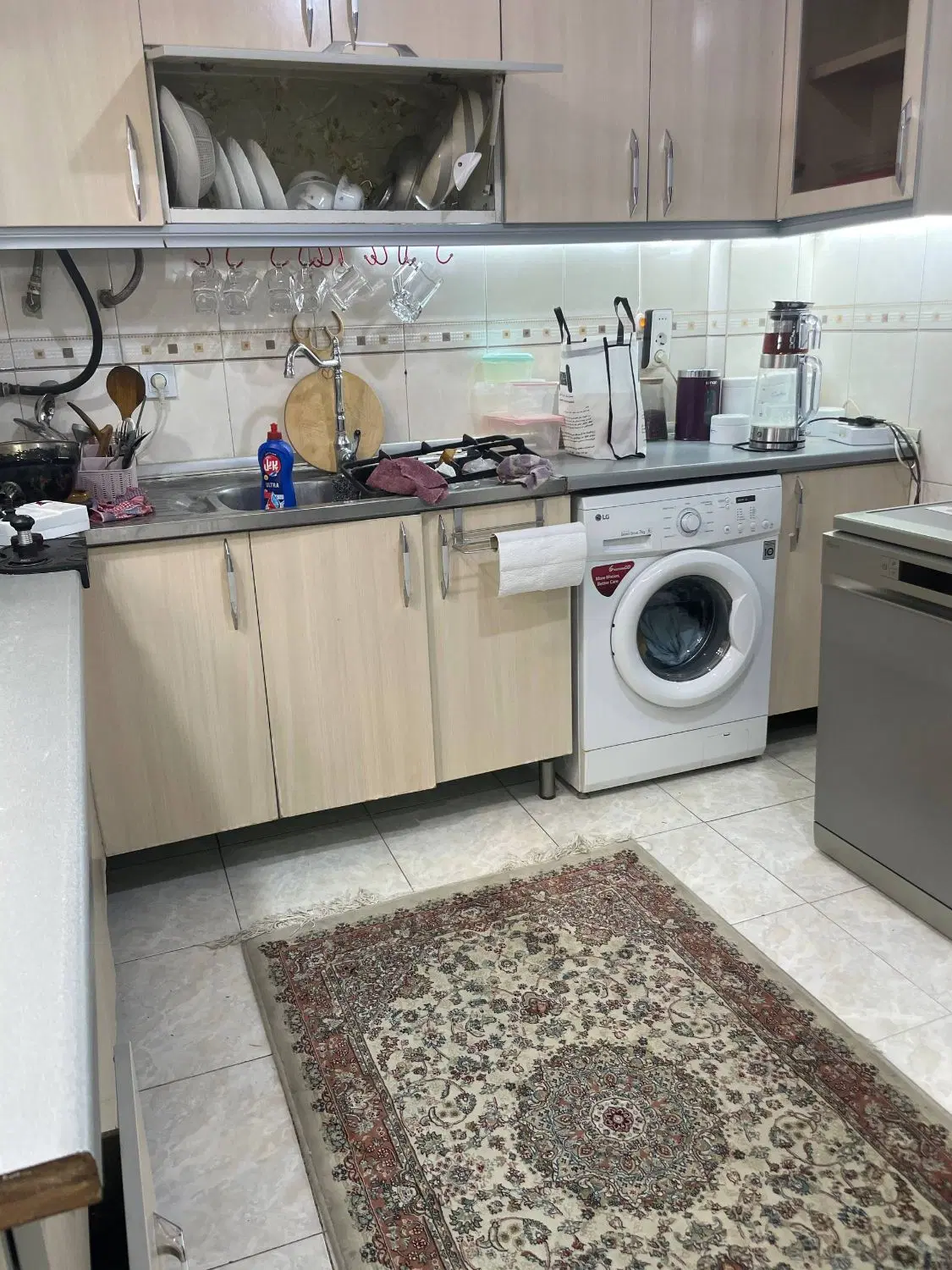 اجاره آپارتمان دوخوابه ۶۴ متری در فردوس