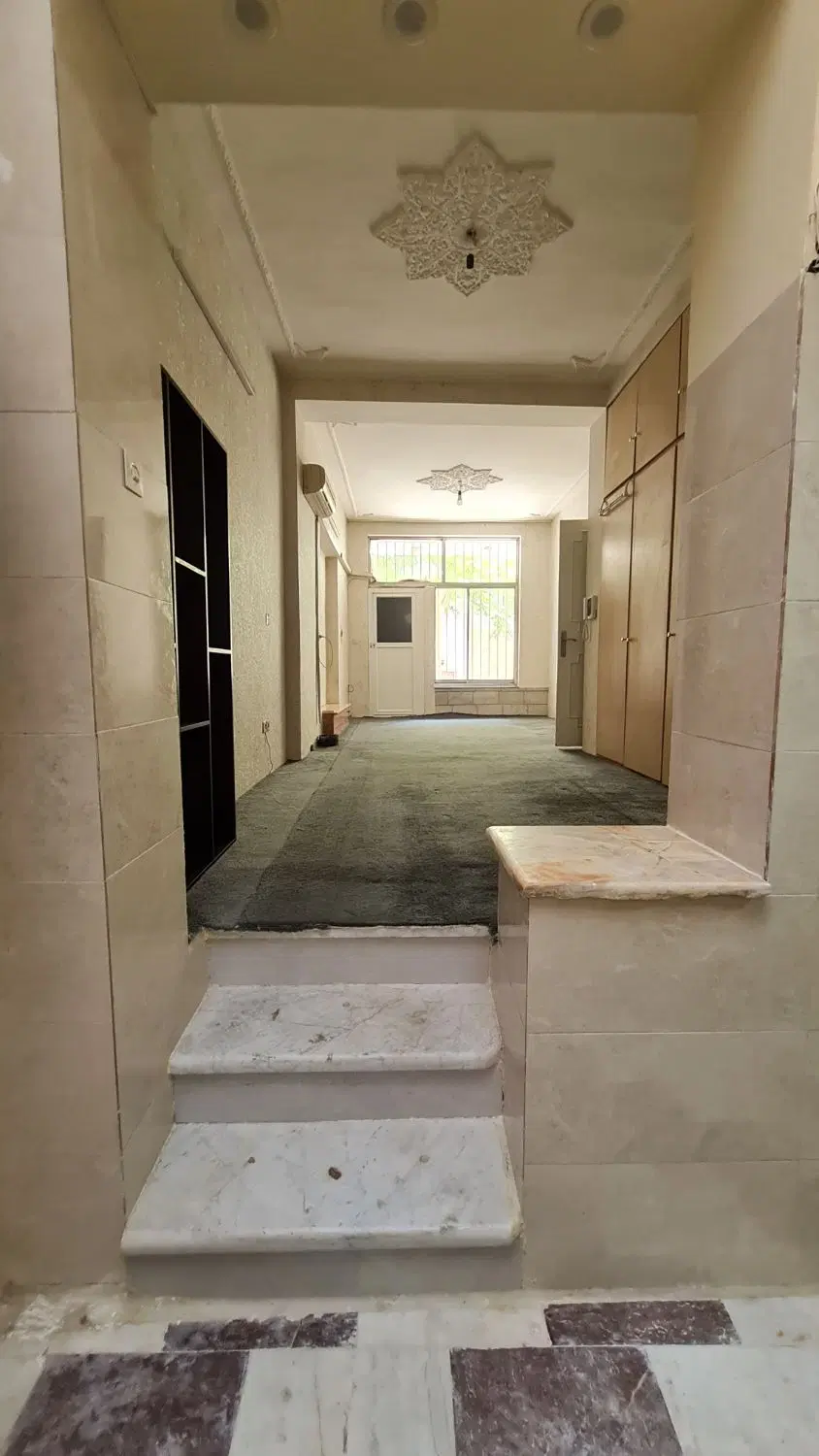 خانه دوطبقه دربست، مجموعاً ۱۰۰ متر