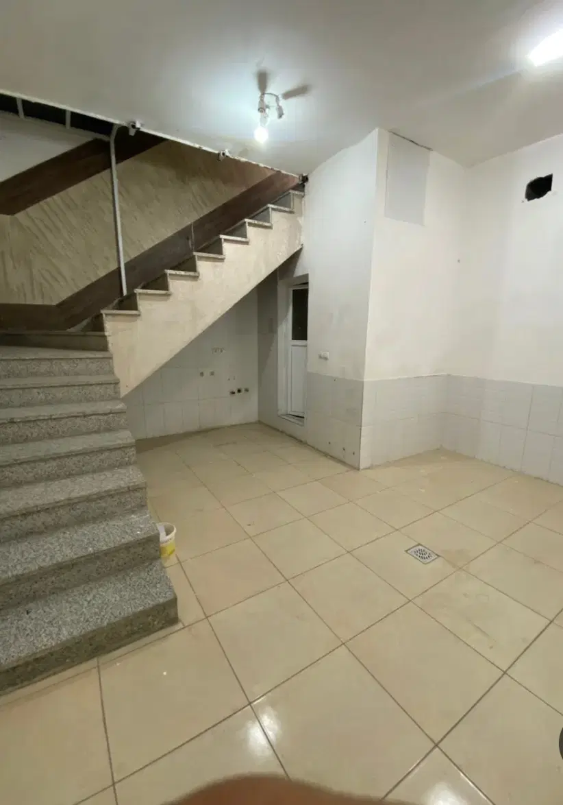 اجاره ۱۰۰ متر زیر زمین