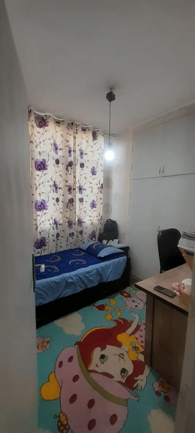 ۴۲_۵متری طبقه سوم خیابان طارمی