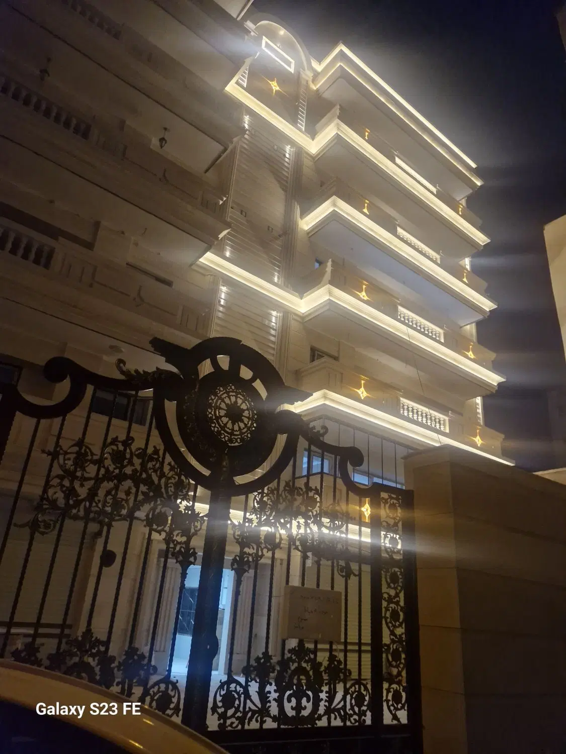 پیش فروش اپارتمان بارناوا ۱۰۰ مترمربع