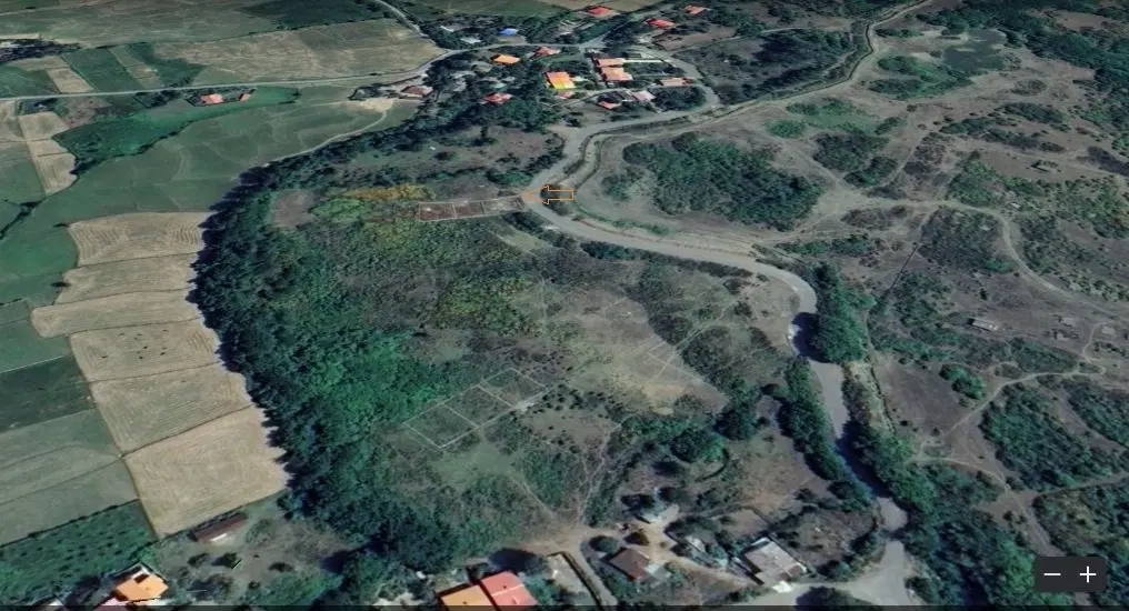زمین سیاهکل نمکرودبار کرفستان