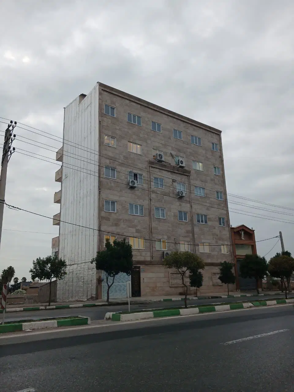 فروش آپارتمان ۱۰۰ متری نوساز بلوار دانشگاه