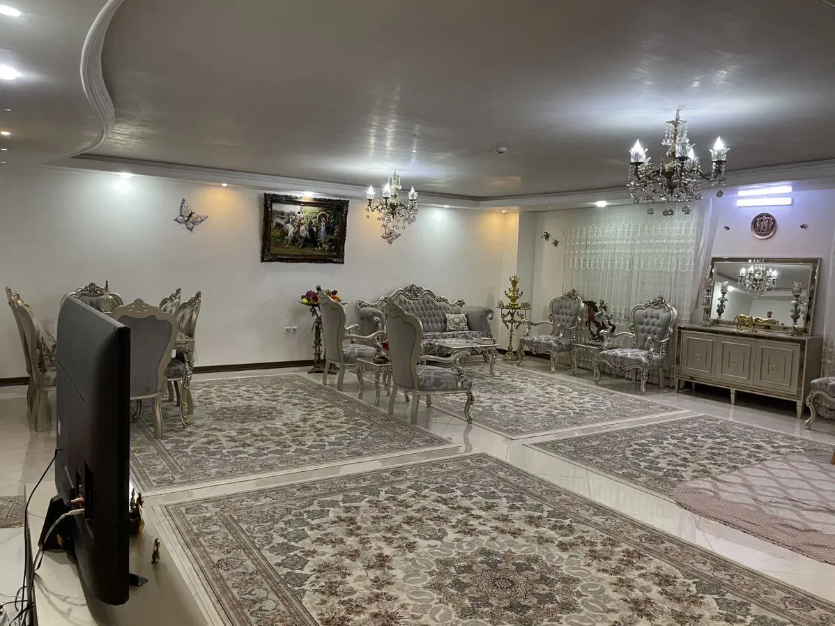 ۲۰۰متر* تک واحدی* پارکشهر*