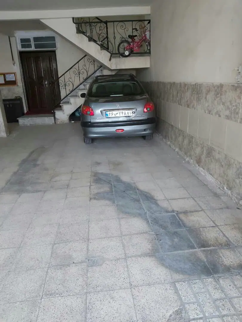 آپارتمان۲خوابه آزاده۳۲ ط۱ با پارکینگ