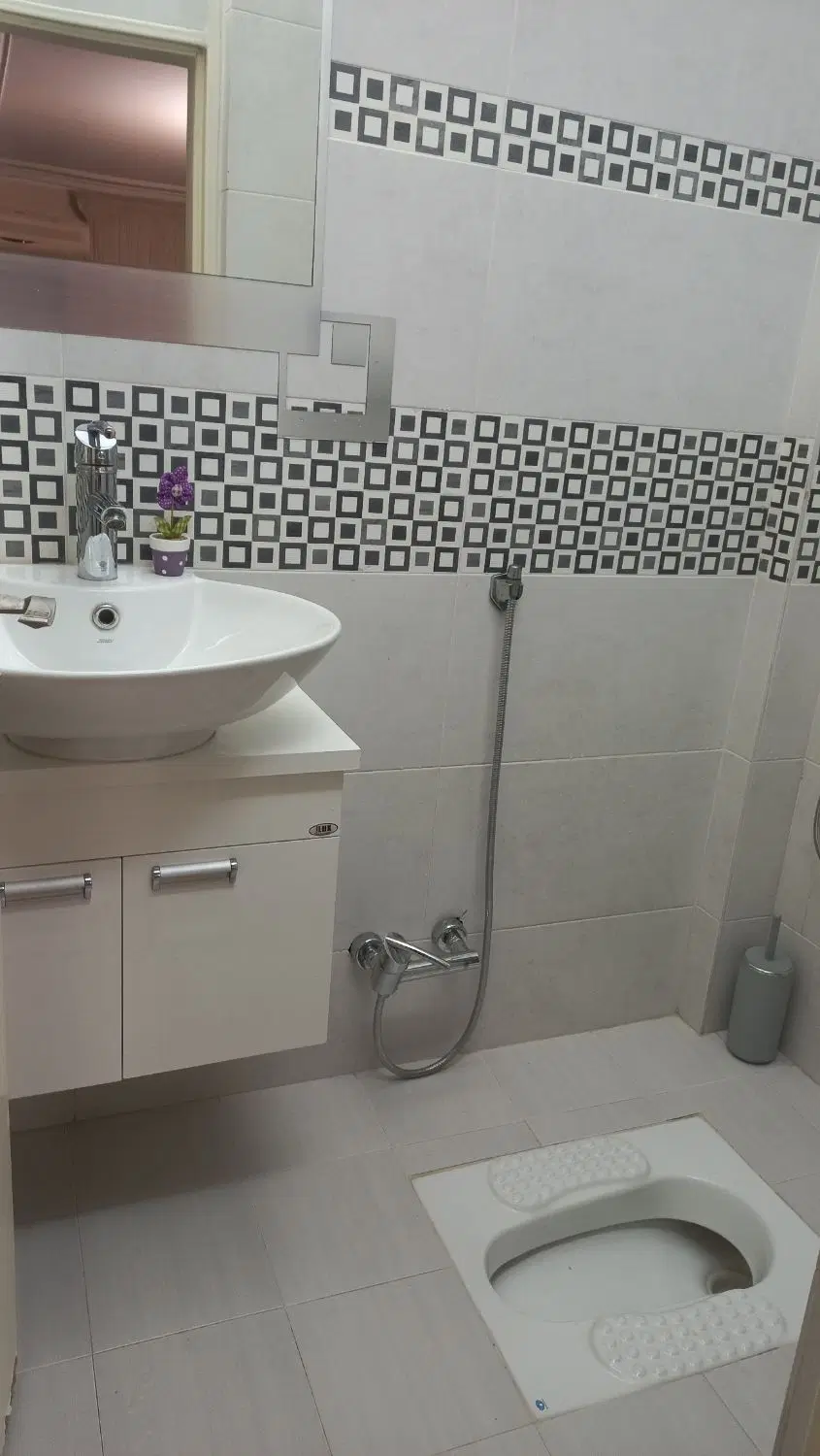 فروش واحد آپارتمان خیابان آزاد غربی