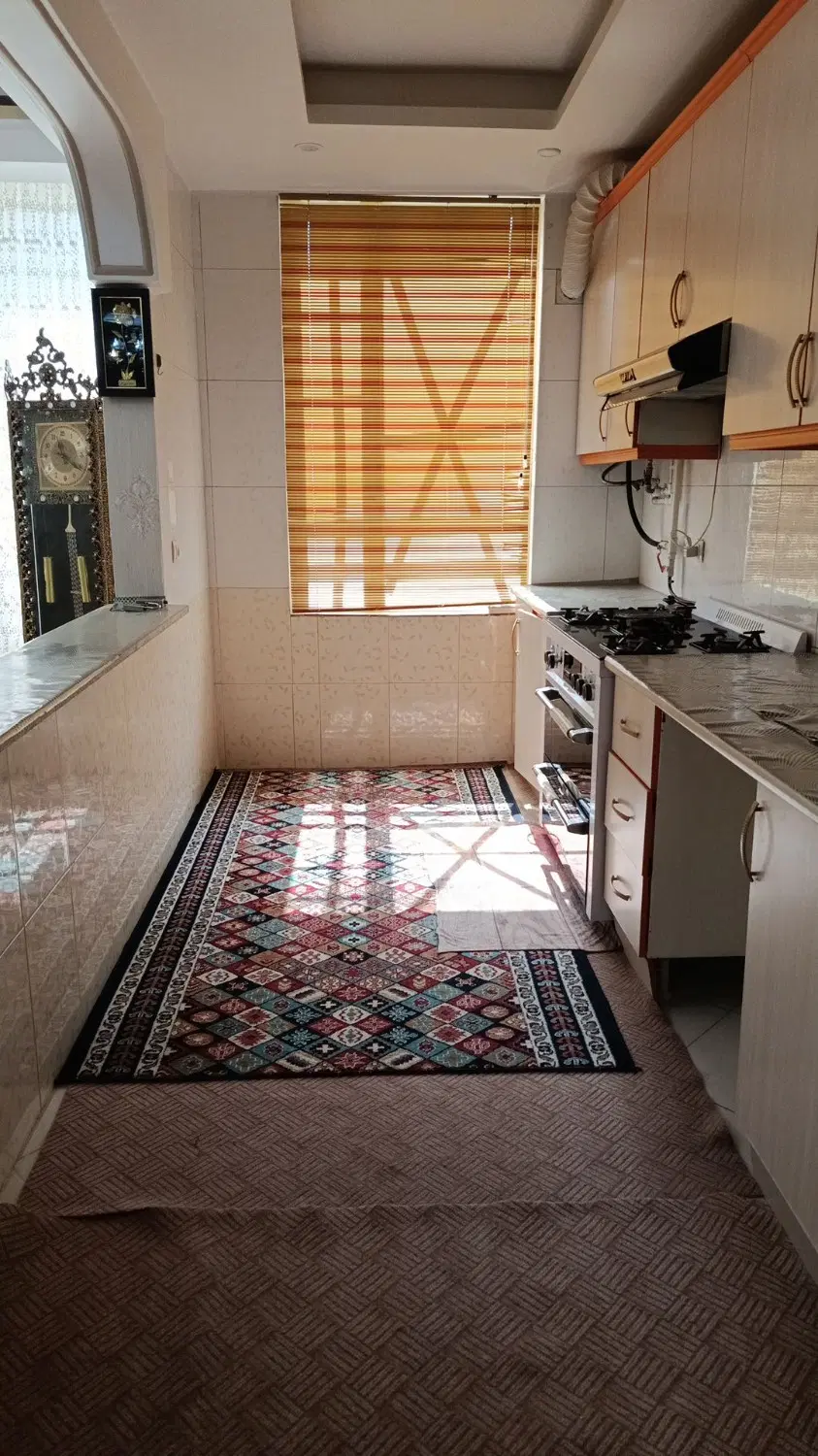 آپارتمان ۸۶ متری واقع در خیابان جهانگیری