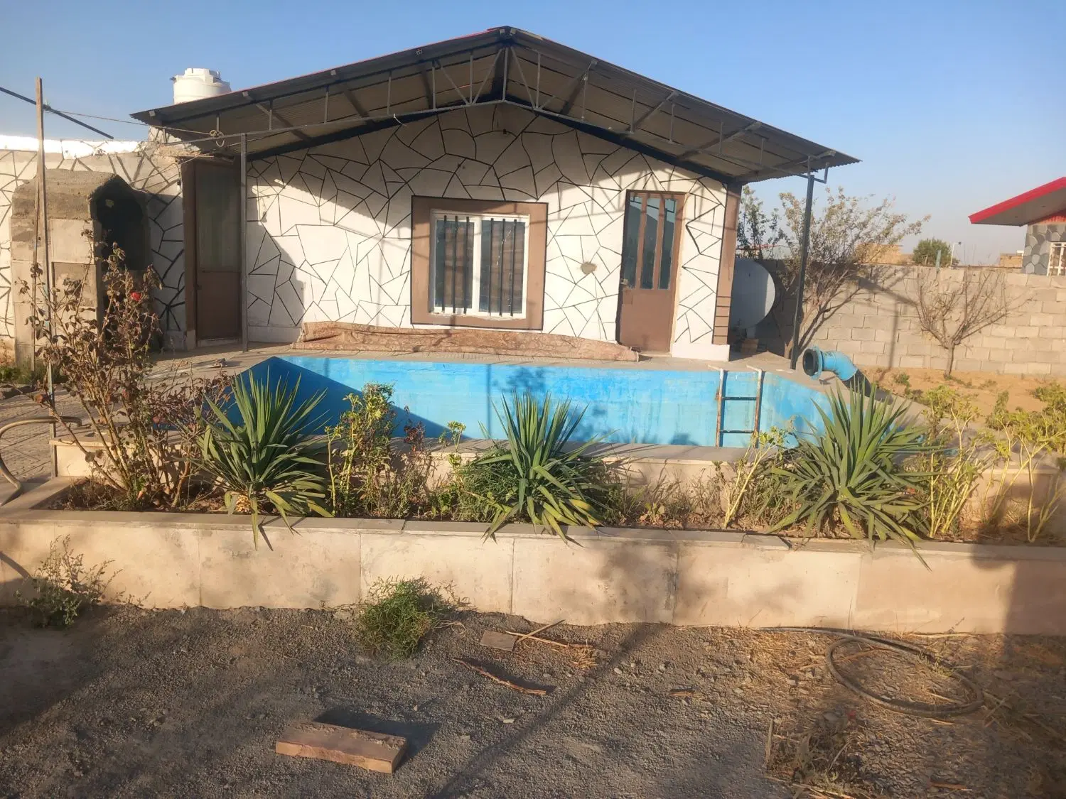 باغ ویلای مرزیجران ۵۰۰ متری دیوار کشی