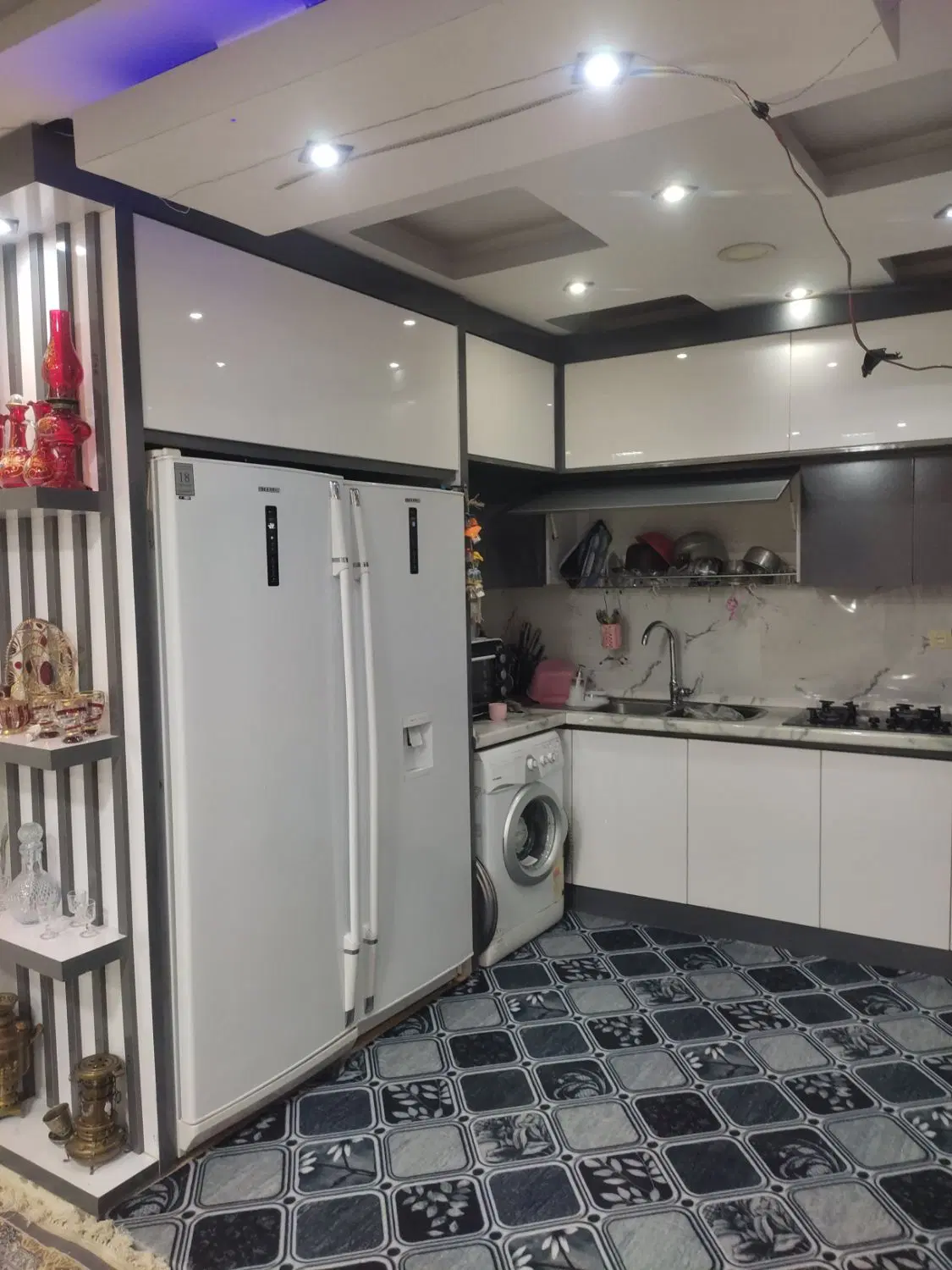 خانه فروشی در حصه شمالی خ باهنر