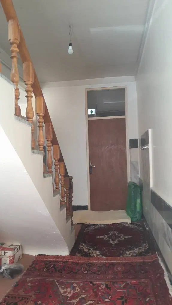 خانه ویلایی 162متری در کوچه باغ