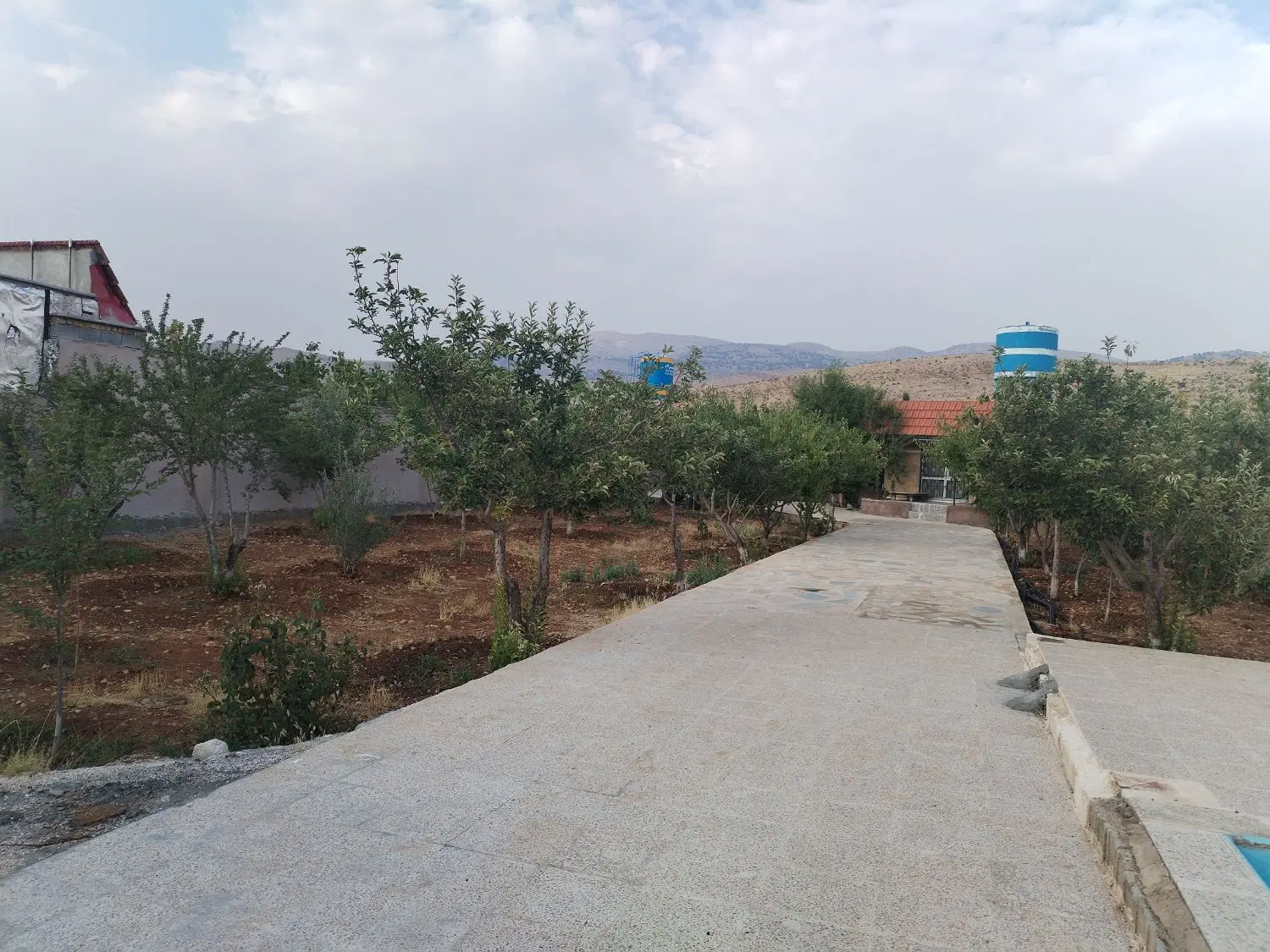 باغ  ویلا1000 متری مجموعه گلستانه