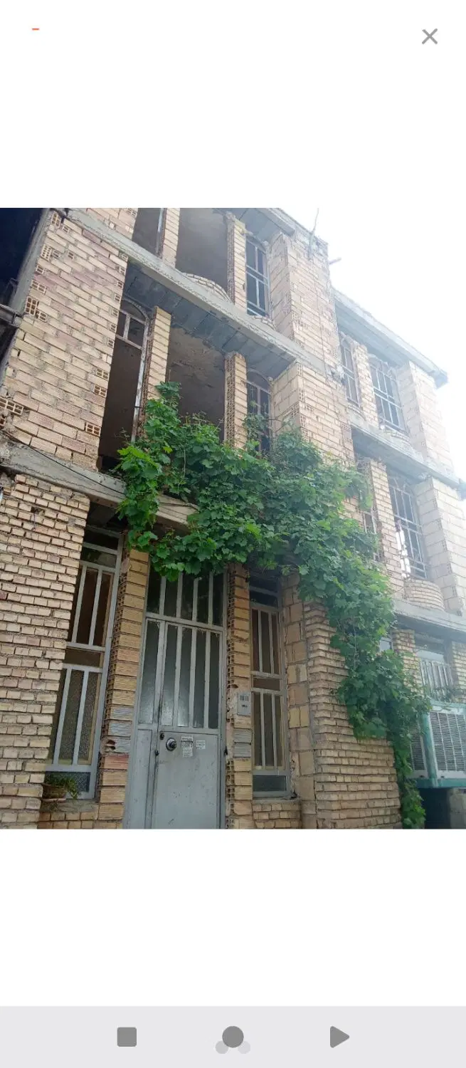 آپارتمان سه طبقه