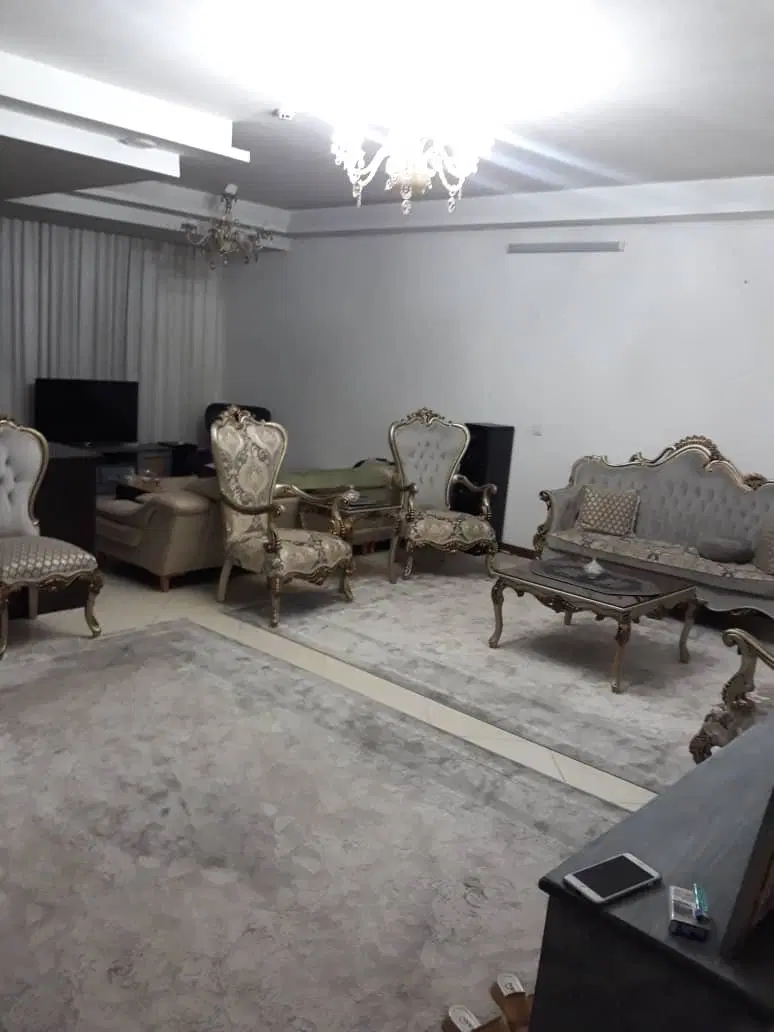 آپارتمان ۱۰۰ متری