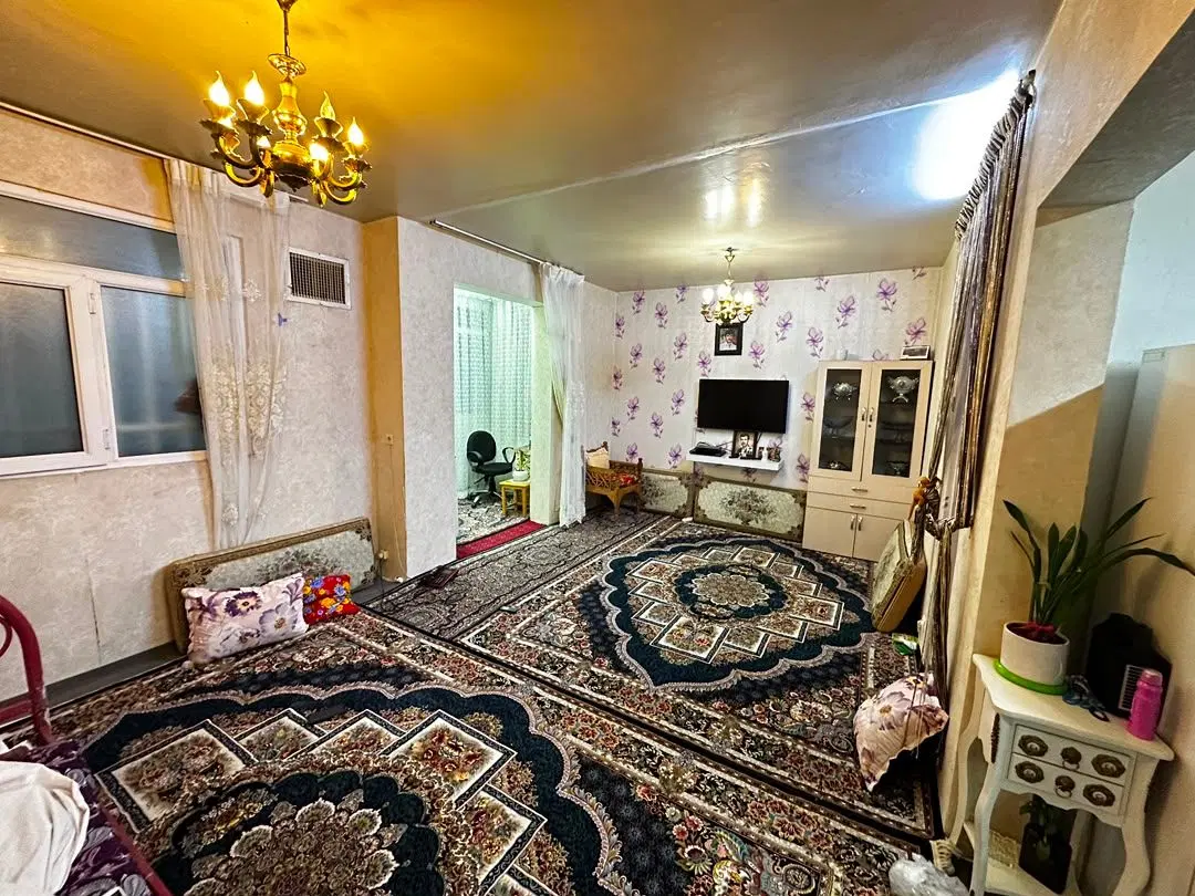 همکف * شهرک جمهوری * بازسازی شده