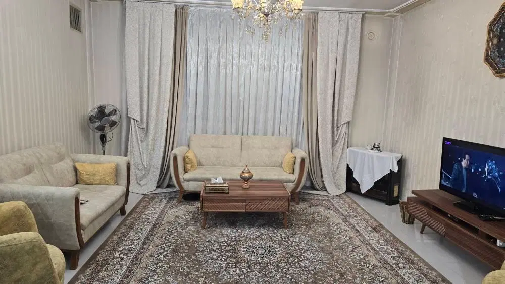 55متر_ط 2_با انباری_ساختمان نسترن