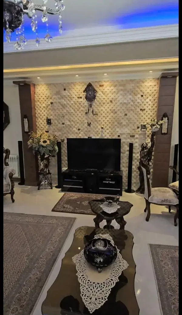 همخانه میشم