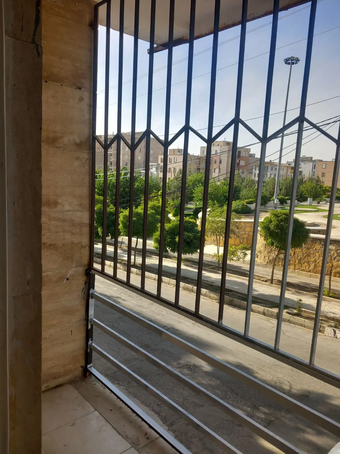 فروش آپارتمان ۶۴متری در خیابان یاس