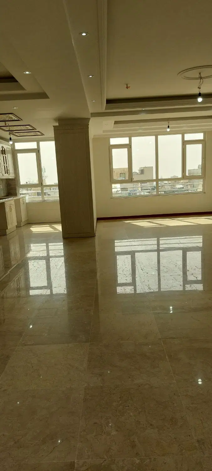 ۱۵۰متری ۲پارکینگه بدون دیوار مشترک