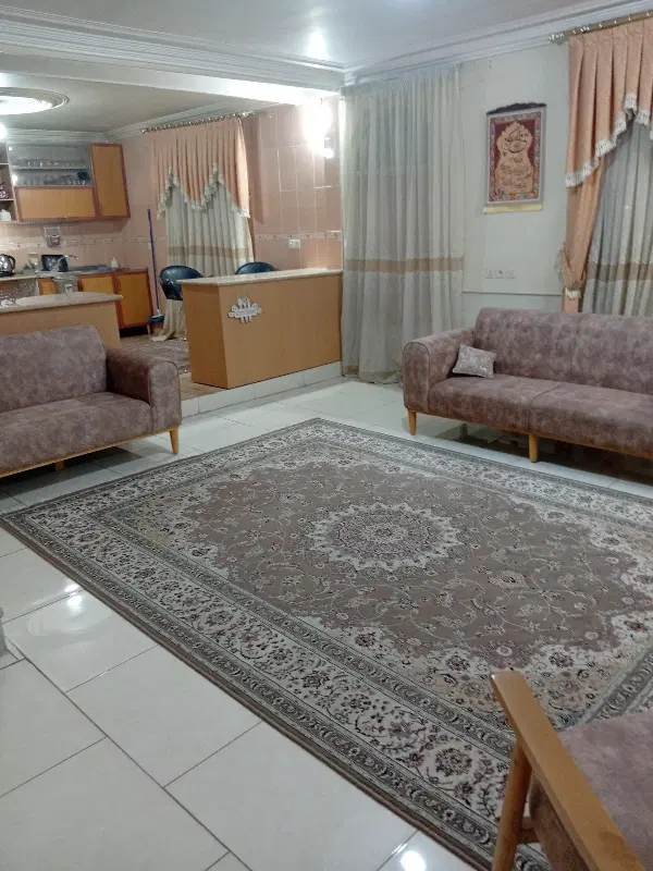 یک واحد آپارتمان ۱۰۰متری