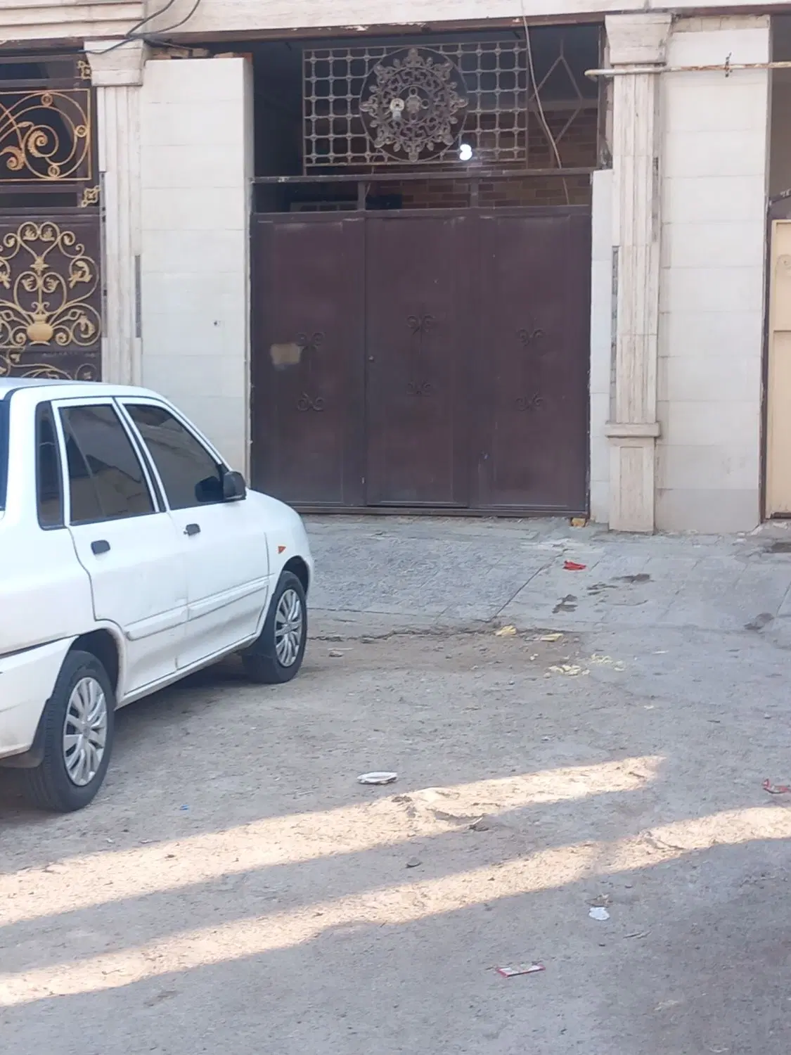 منزل ویلایی دوخوابه حیاط دار سرخیابان