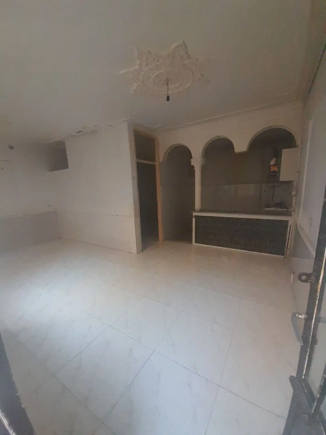 ویلایی ۷۰ متری اطلس غربی