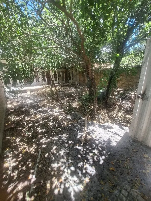 خونه ویلایی ۳۹۰ متری  کنار گذراتوبان خرازی