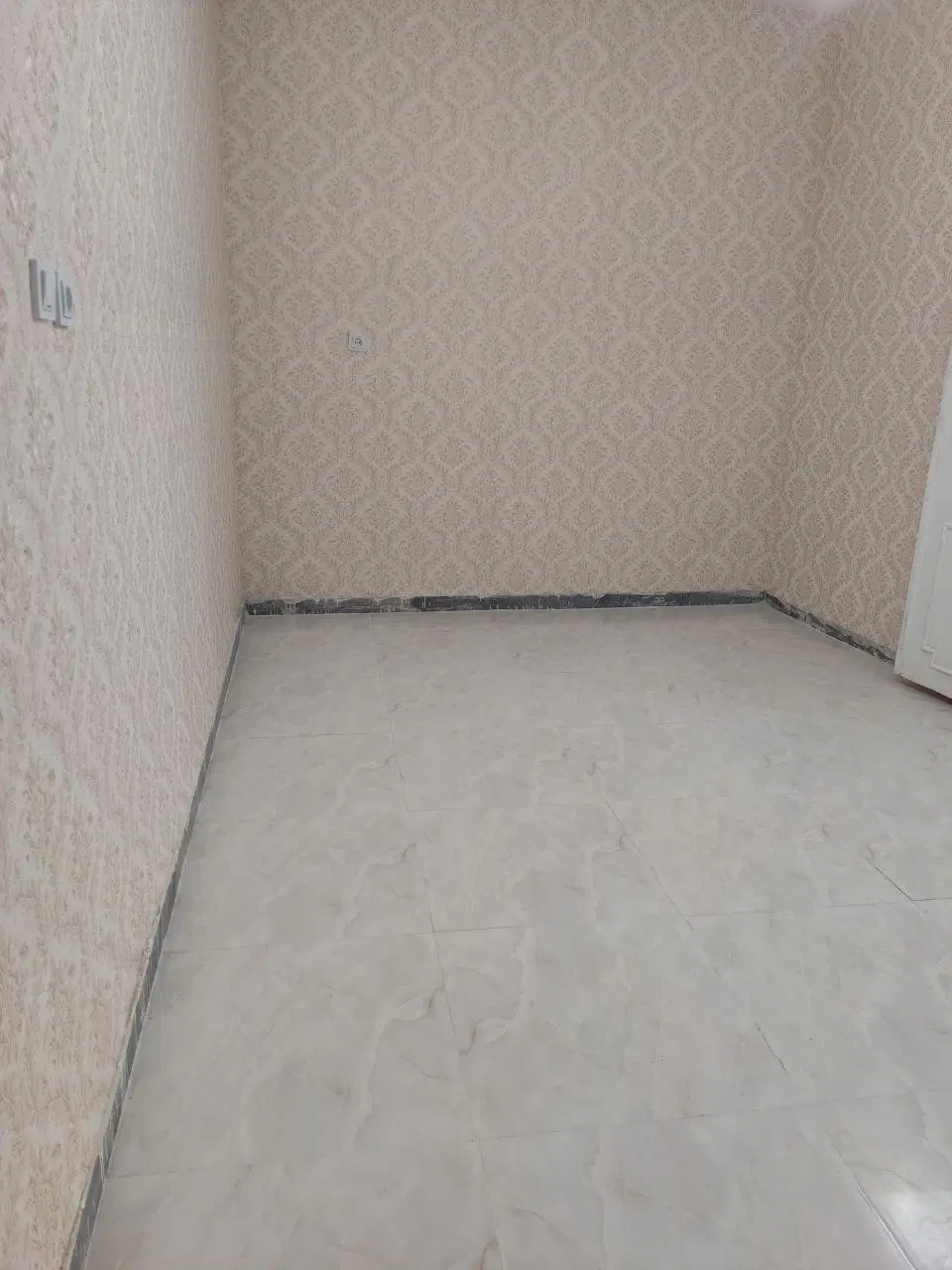 همکف 70متری