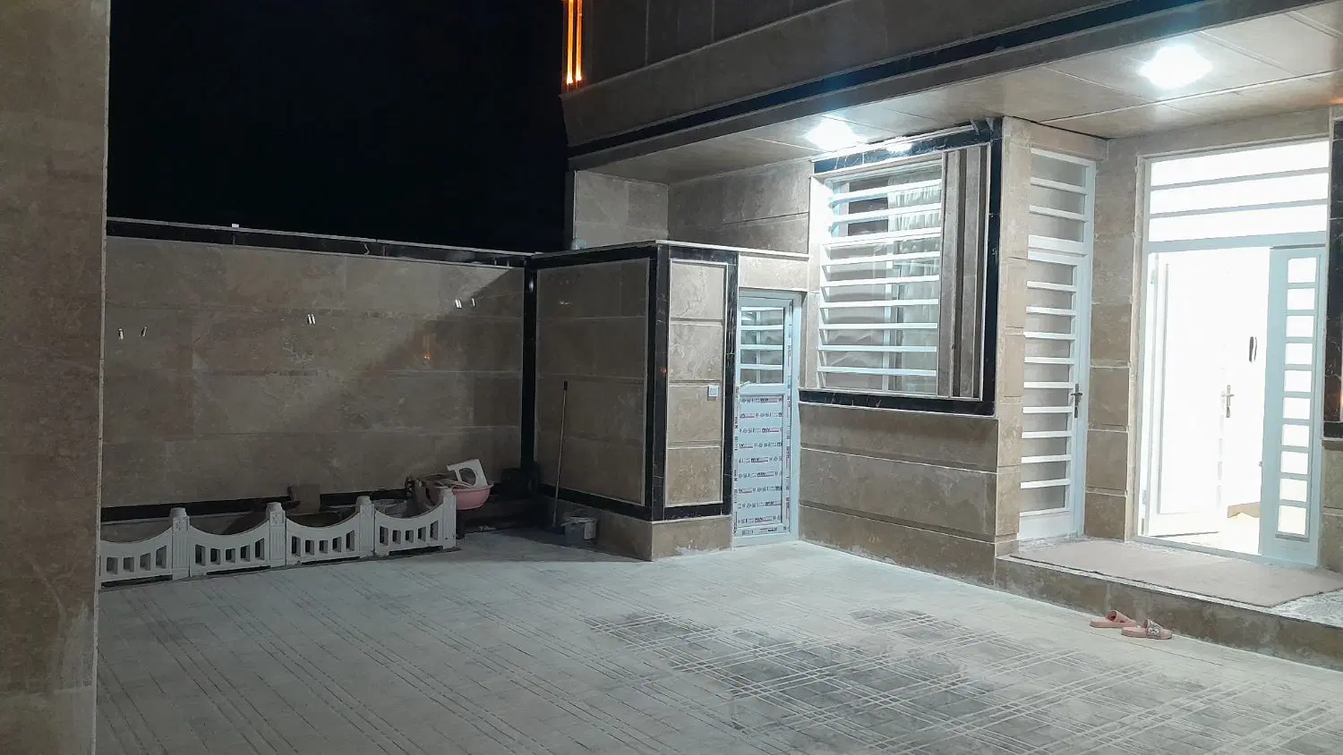 عمارت 200متری شهرک نادی