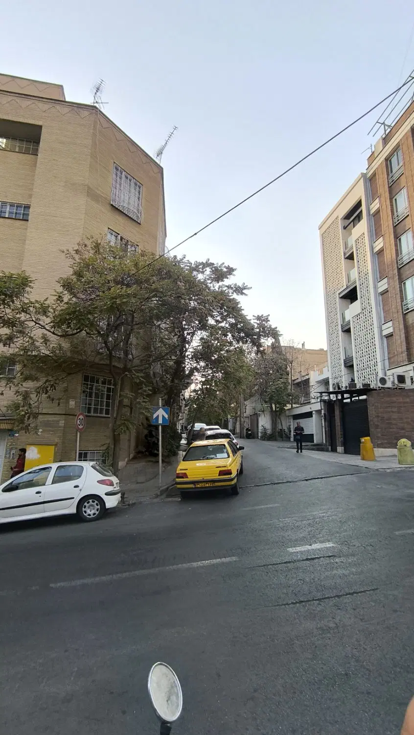 فروش کلنگی__مهرآباد جنوبی (طالقانی)