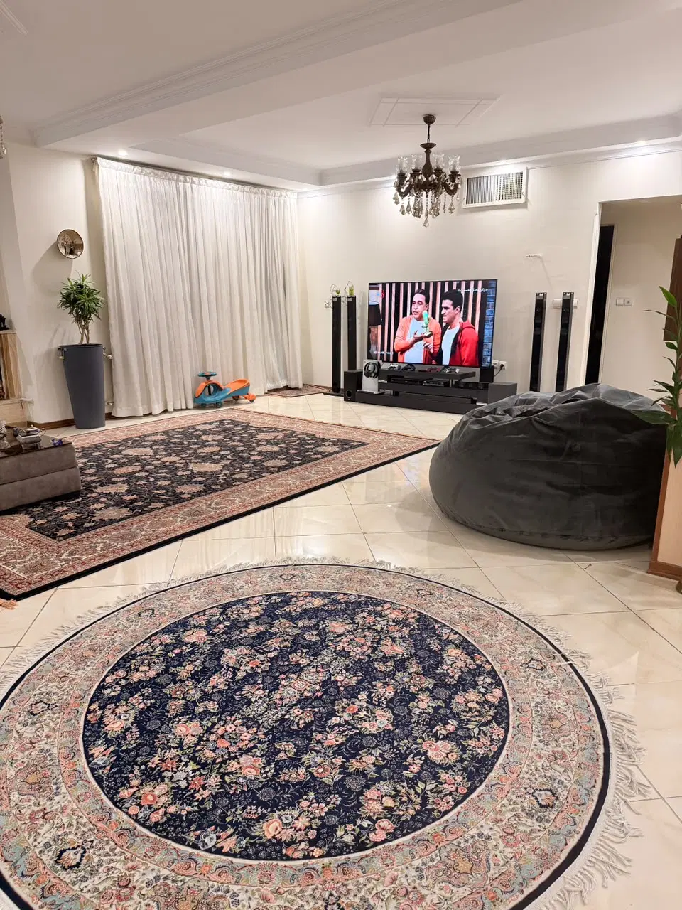 واحداپارتمان۱۸۲متر