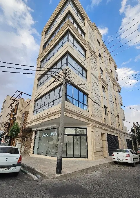 آپارتمان بر مصلی بلوارامین