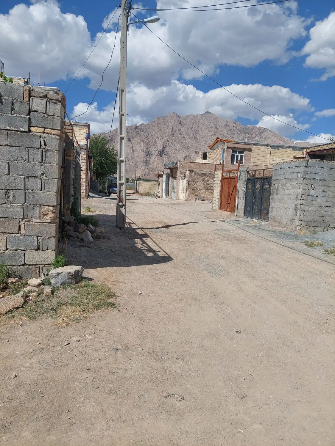 ۹۰متر زمین کرناچی