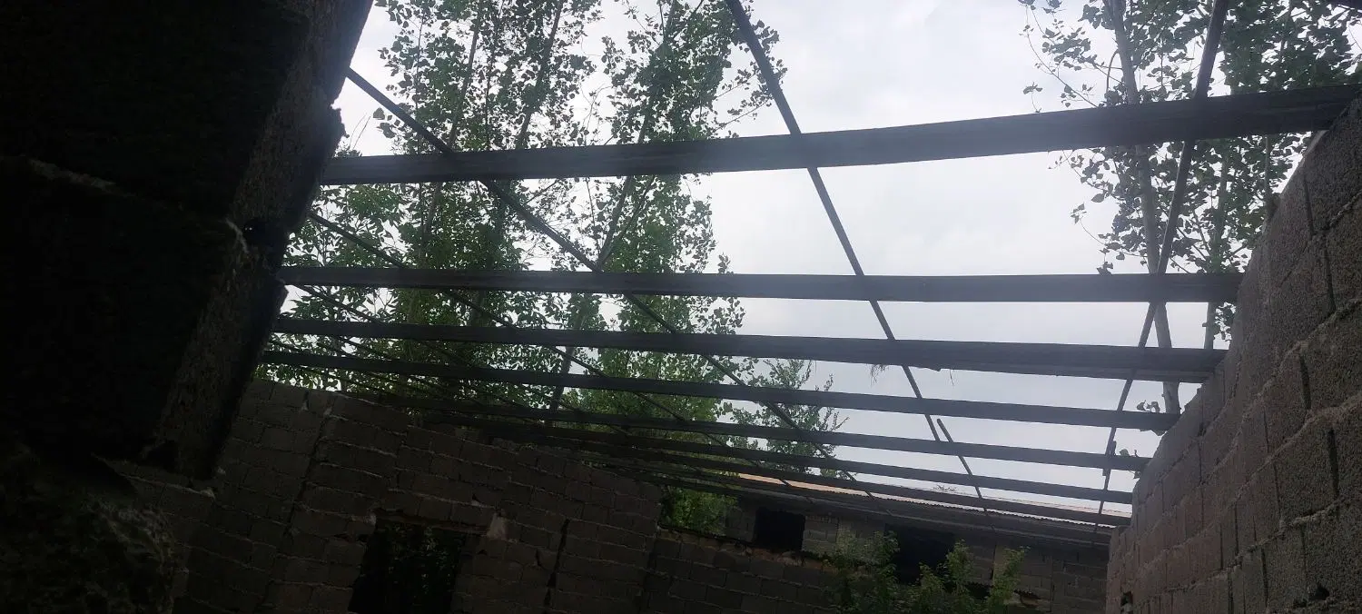 500مترباغچه آماده دورمحصور(۵۰متراستراحتگاه)آب برق