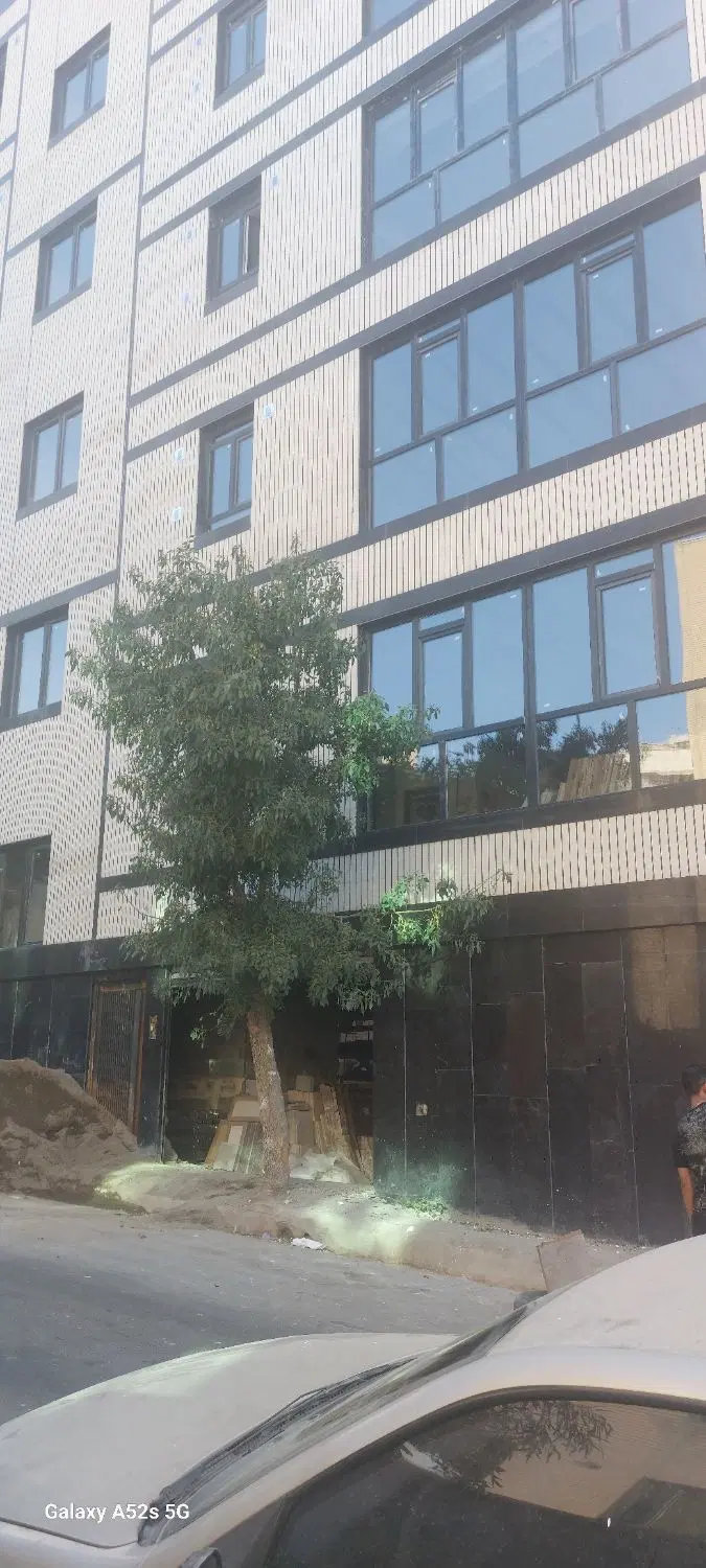 آپارتمان ۶۲ متری تک خواب پارکینگ دار