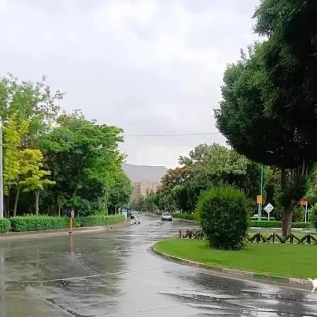۱۲۶متر شهرصنعتی ۳خوابه