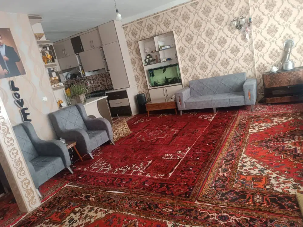 حیاط فروشی