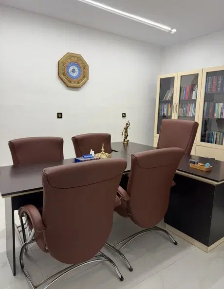 اجاره اتاق در دفتر وکالت مجهز و شیک