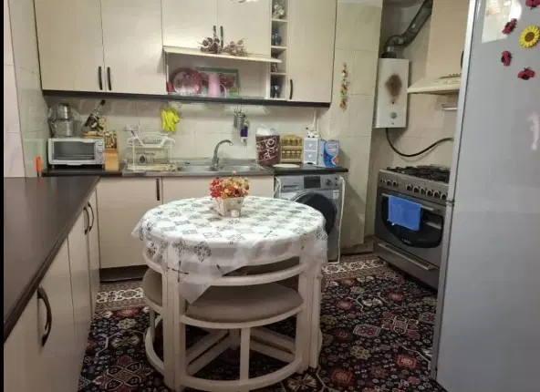 ۶۵ متر تکخواب رو به نما پارکینگ سندی