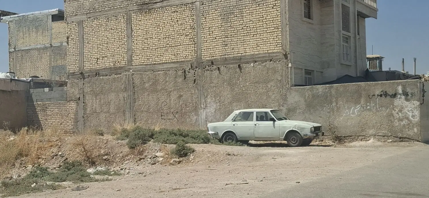 200 متر زمین مسکونی  دستخضر