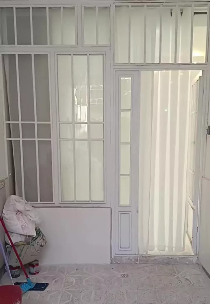 همکف راه جدا یوسف زاده