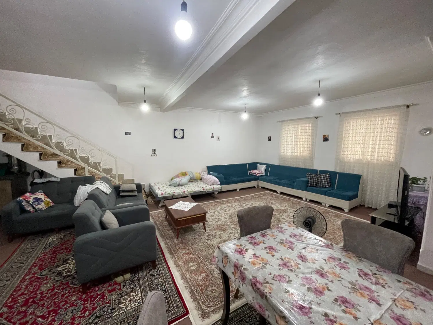 یه خونه ویلایی دارم فروش