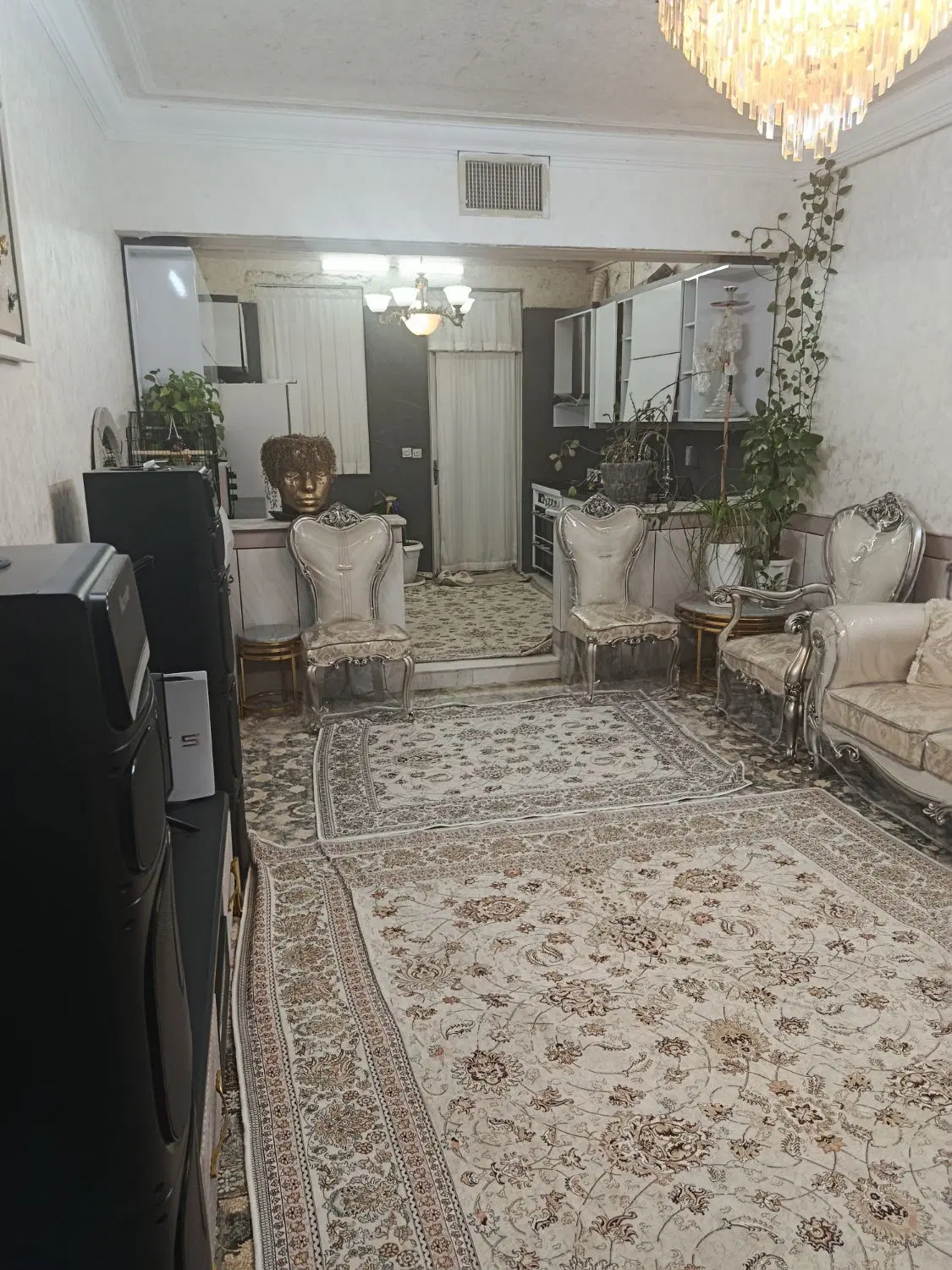 خونه 80 متری 15 خرداد