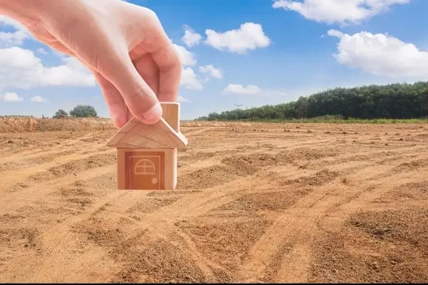 ۳۰۰ متر زمین چنارستان علیا