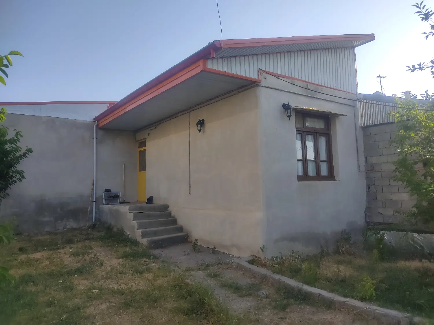 خانه ویلایی 240متر زمین