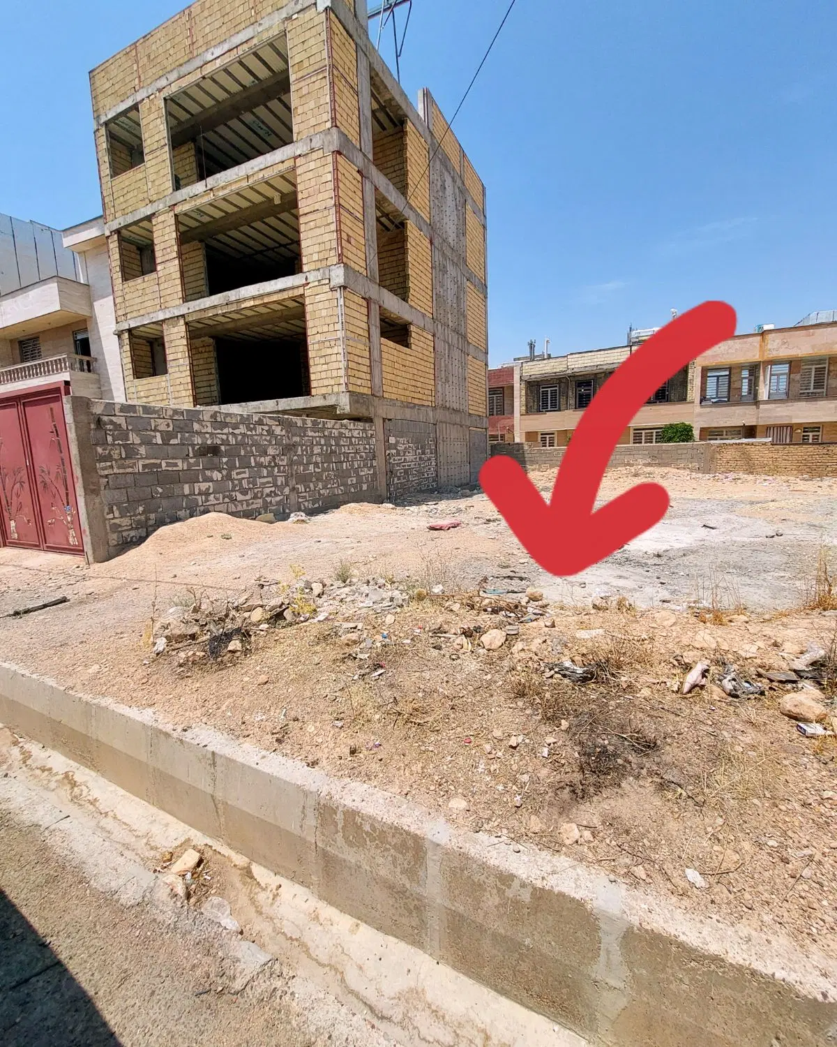 200مترزمین مسکونی فاز1،قیمت مناسب