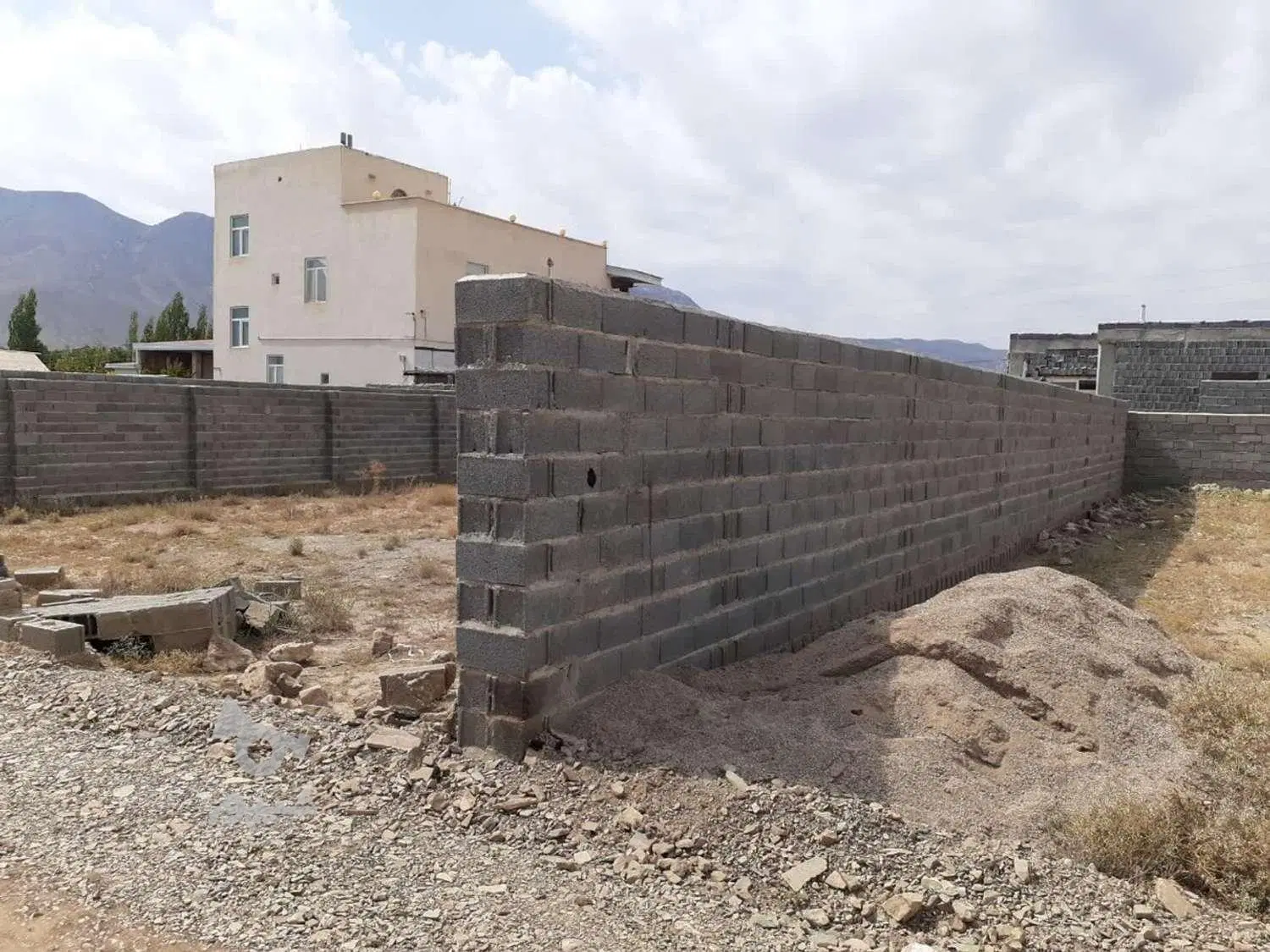 زمین ۱۰۰ متری گاوخانه ،دیوارکشی، ، معاوضه طلا