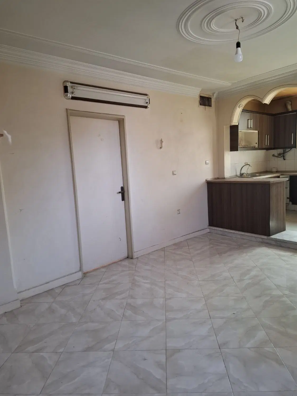 آپارتمان آسانسور دار خ عسگری جنب پارک گلستانه