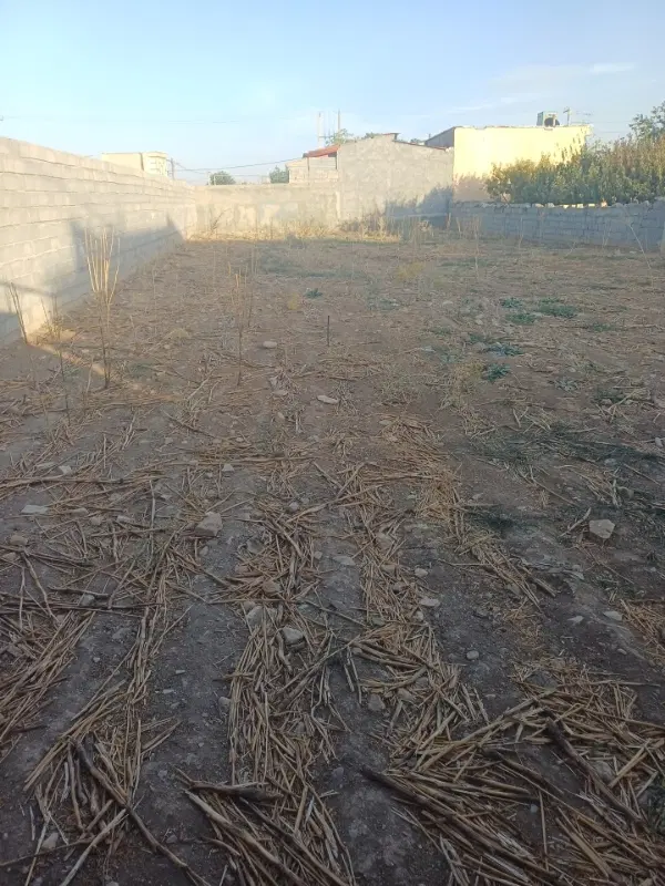 زمین دیوار کشی شد برای خانه باغ سیابیده بالا